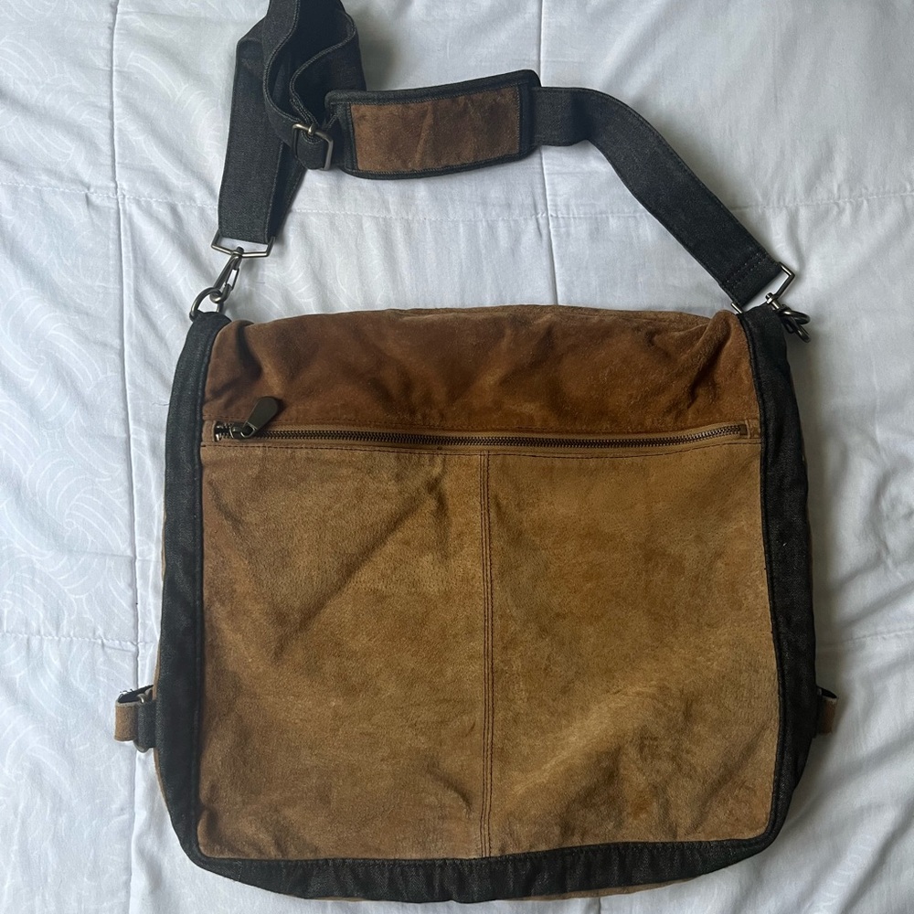 Wilsons Leather Brown and Black Messenger Bag